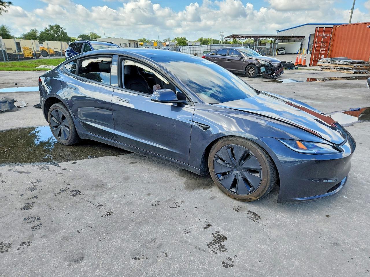 2024 Tesla Model 3 - Фото 4