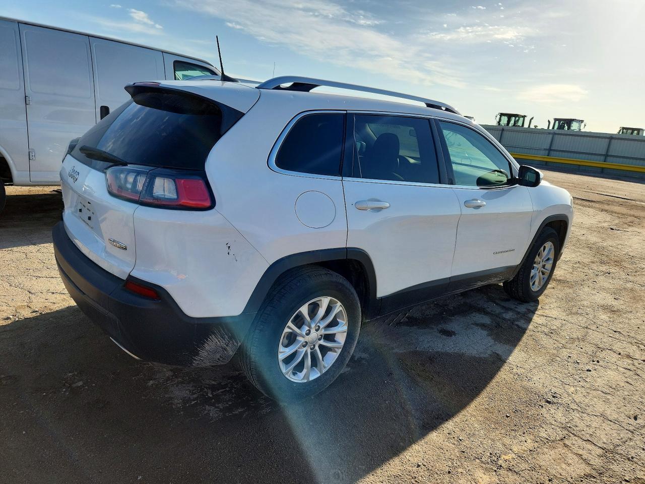 2019 Jeep Cherokee Latitude - Фото 3