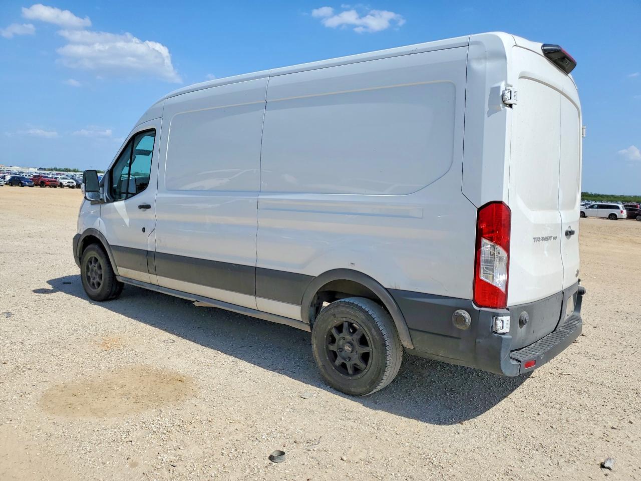 2021 Ford Transit T-150 Delivery Van - Фото 2