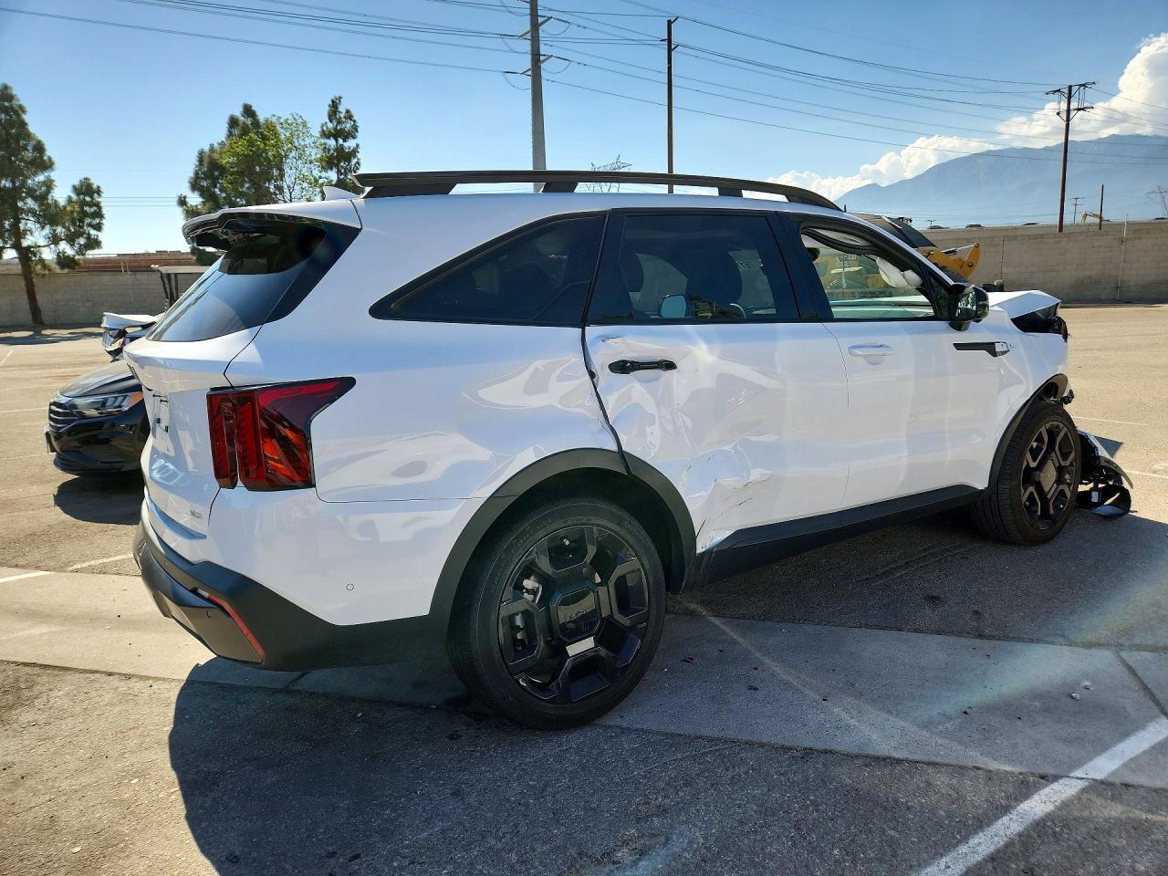 2025 Kia Sorento X-Line Sx Prestige - Фото 3