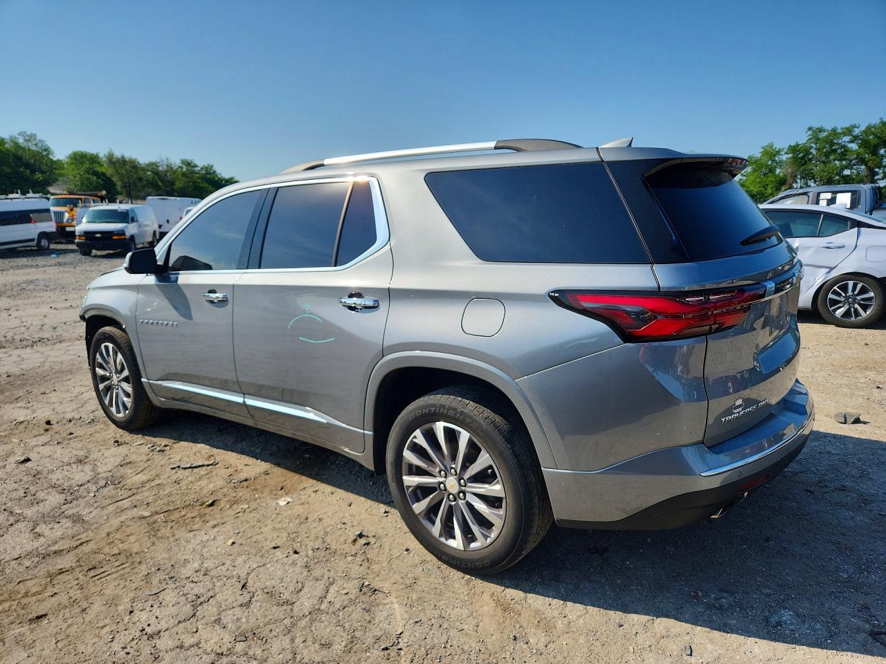 2023 Chevrolet Traverse Premier - Image 2