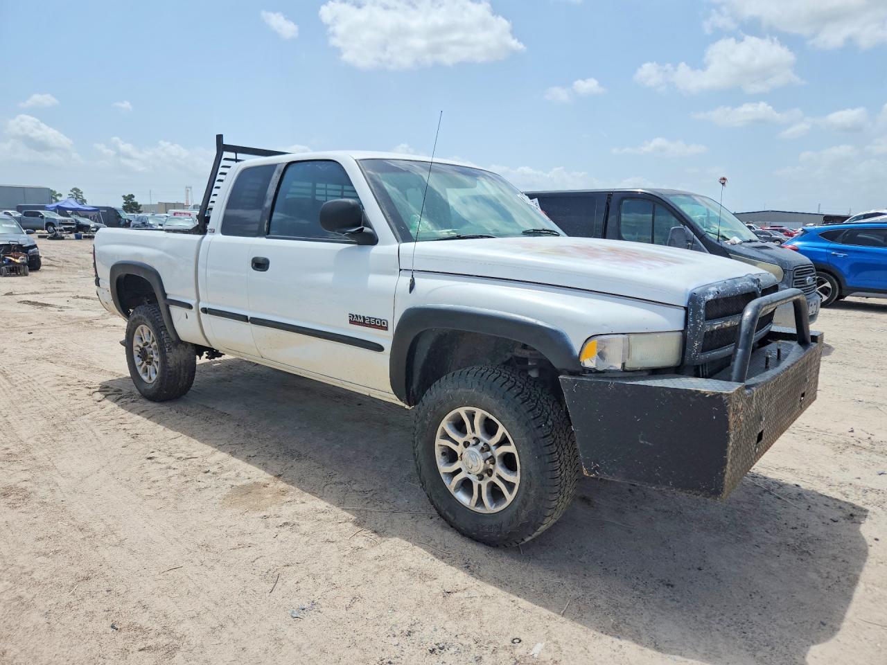1999 Dodge Ram 2500 - Фото 4