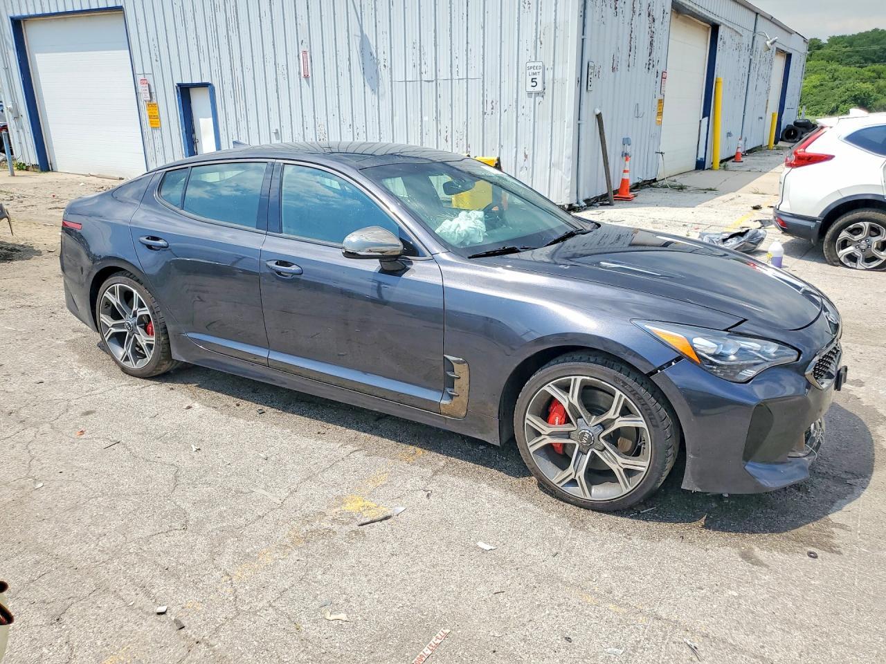2020 Kia Stinger Gt1 - Фото 4