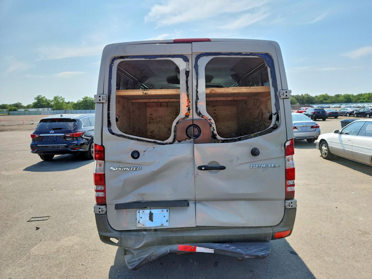 2013 Mercedes-Benz Sprinter 2500 - Image 7