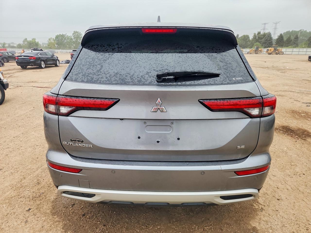 2022 Mitsubishi Outlander Se - Фото 6