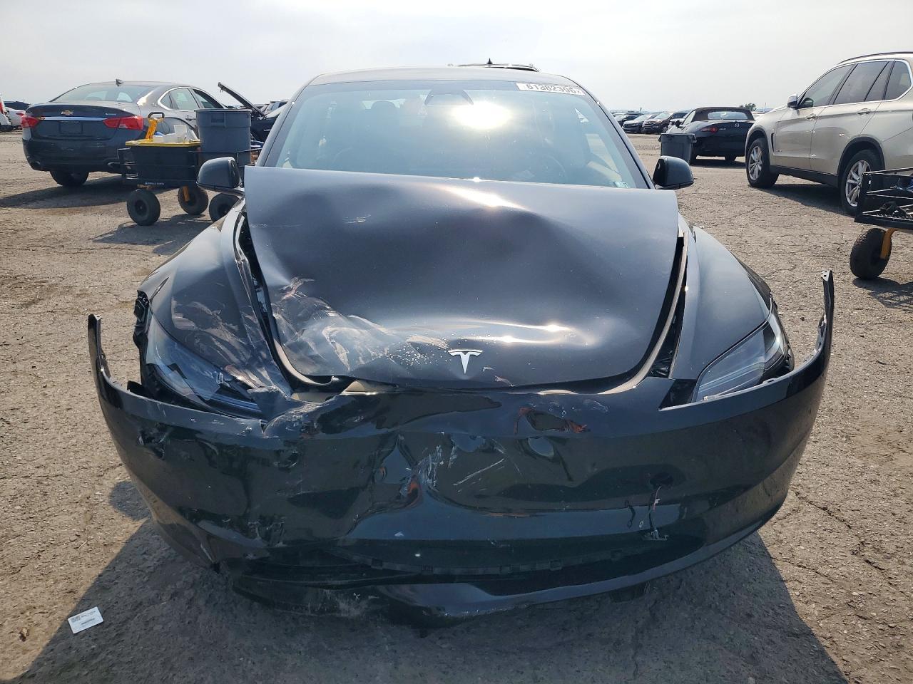 2024 Tesla Model 3 - Фото 5