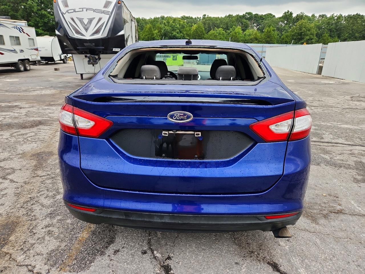 2016 Ford Fusion S - Image 6