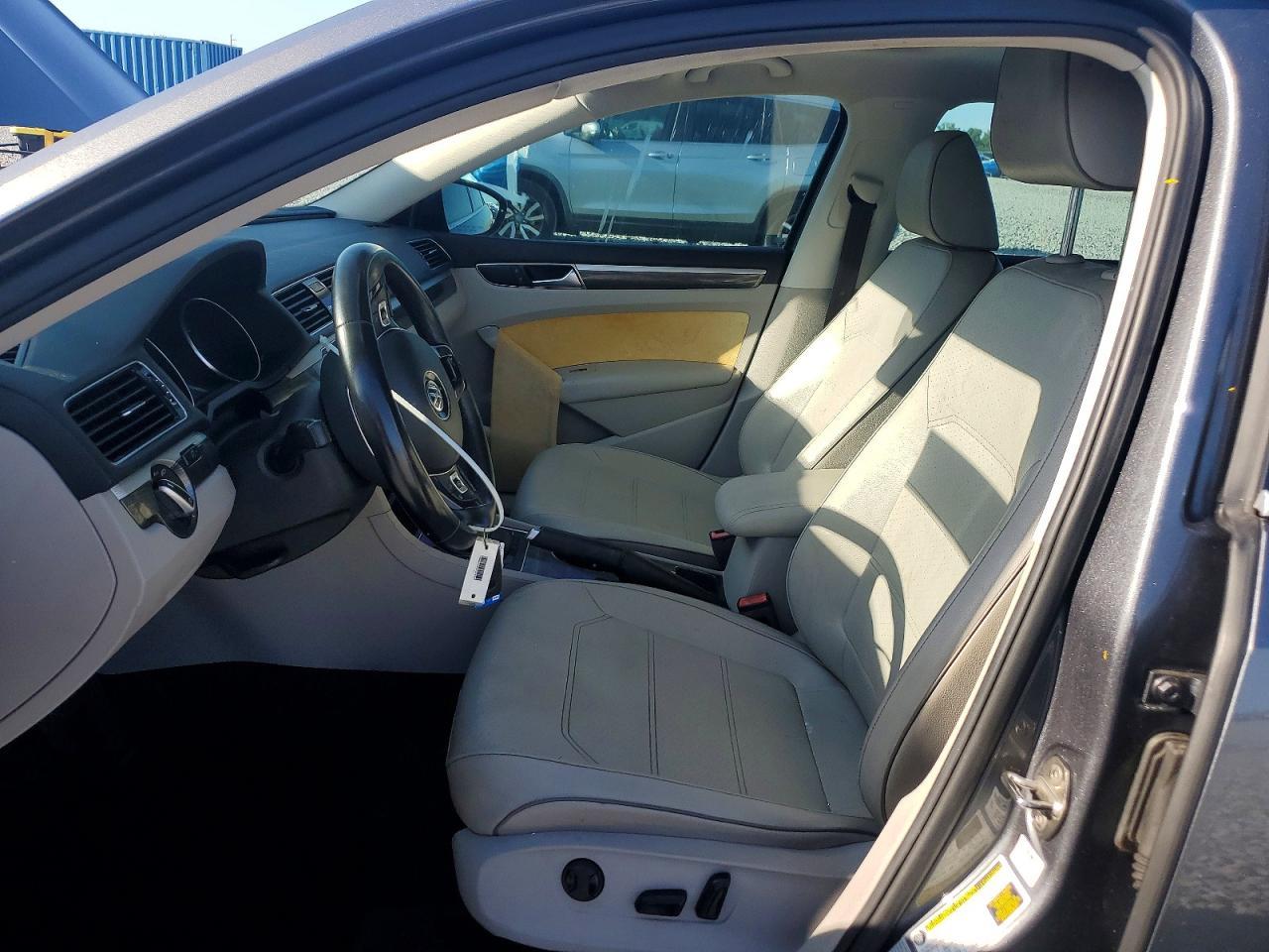 2018 Volkswagen Passat Se - Фото 7