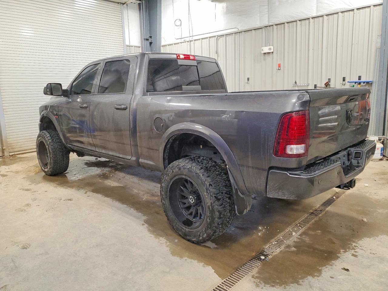 2016 Ram 2500 Laramie - Фото 2