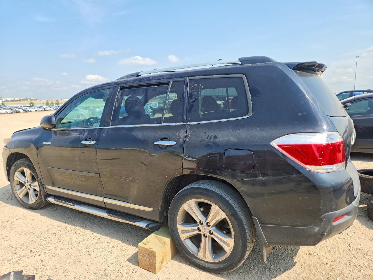 2011 Toyota Highlander Limited - Фото 2
