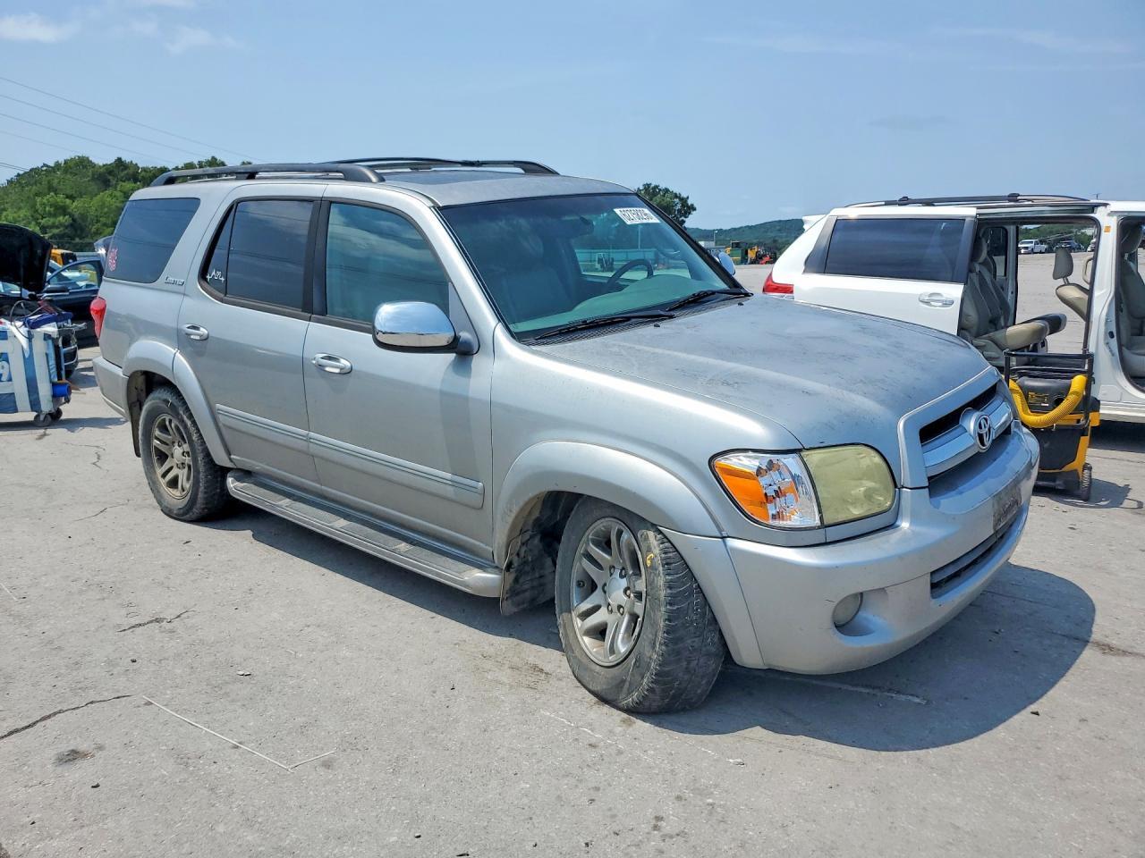 2007 Toyota Sequoia Limited - Image 4