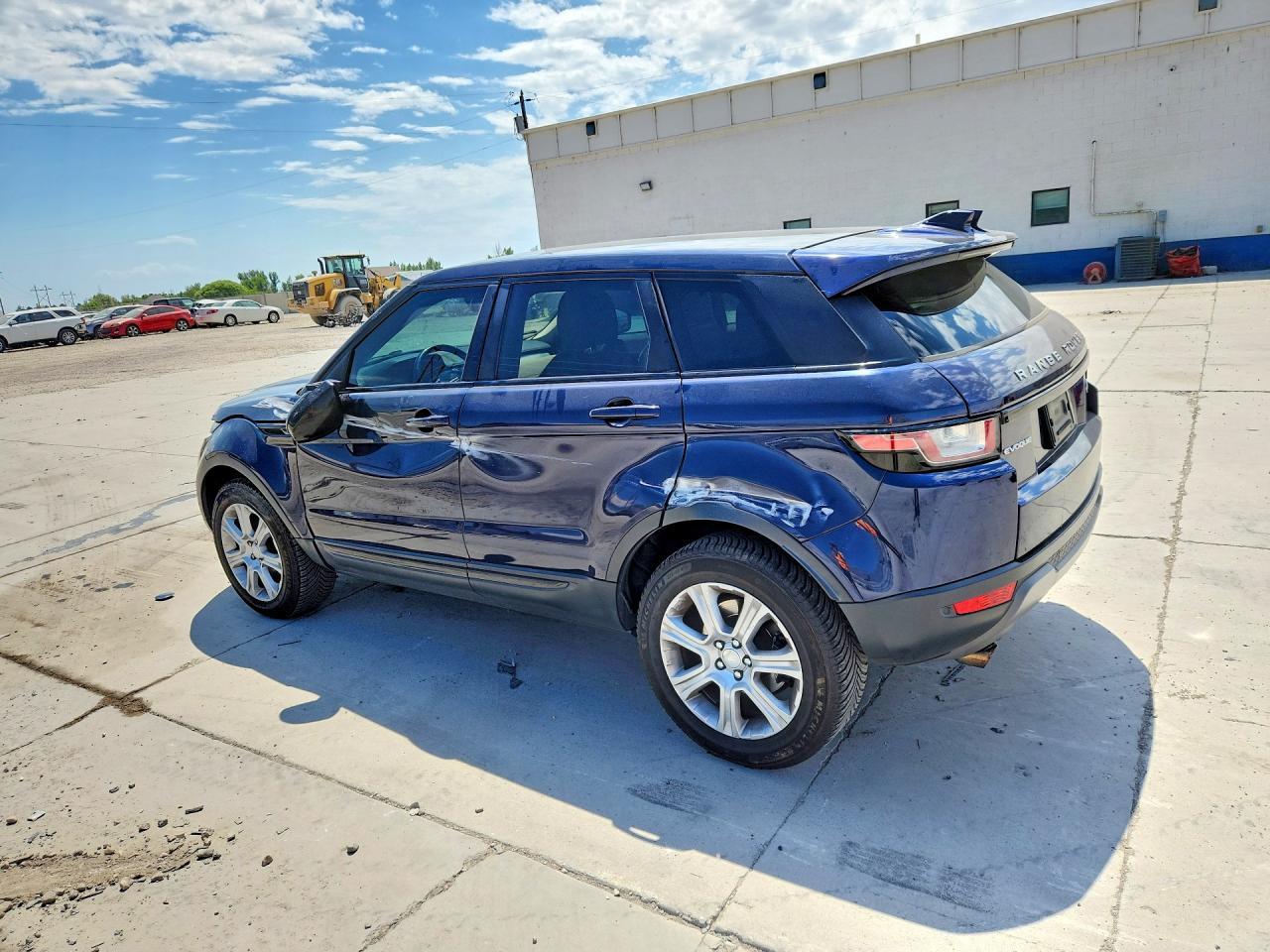 2017 Land Rover Range Rover Evoque Se - Image 2
