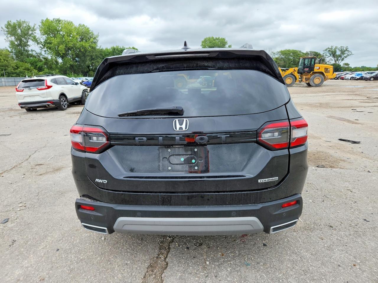2024 Honda Pilot Touring - Image 6