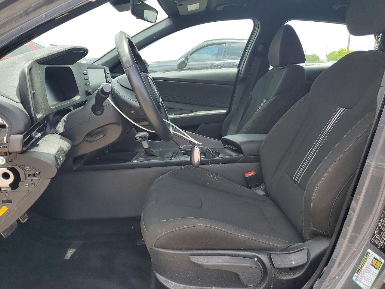 2025 Hyundai Elantra Sel Sport - Фото 7