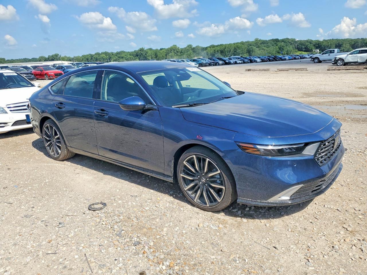 2026 Honda Accord Touring Hybrid - Фото 4