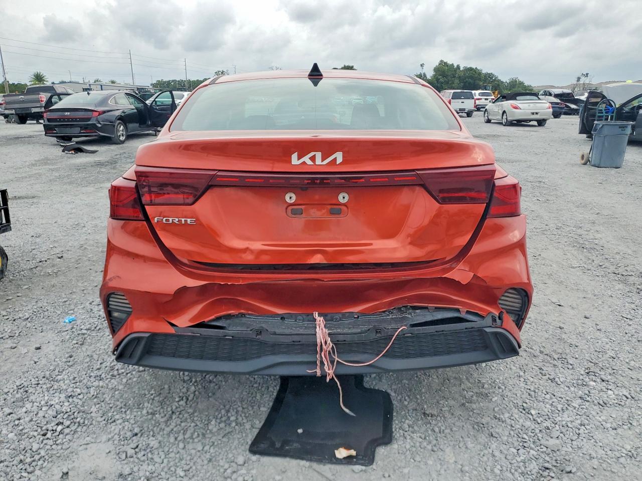 2022 Kia Forte Lxs - Фото 6