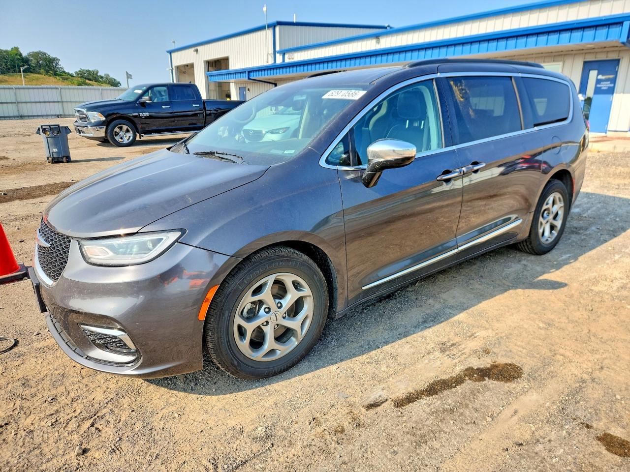2023 Chrysler Pacifica Limited