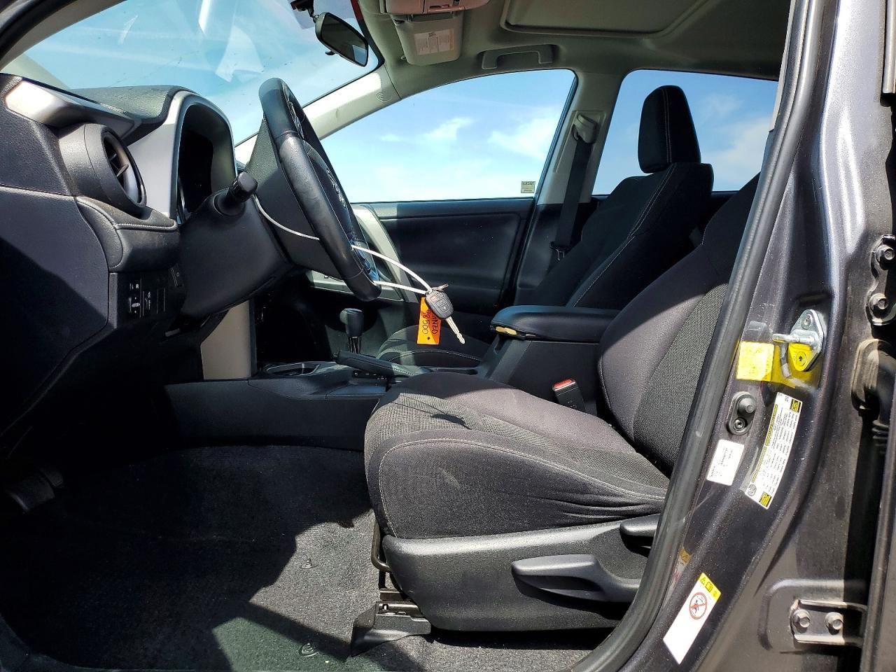 2016 Toyota Rav4 Xle - Image 7