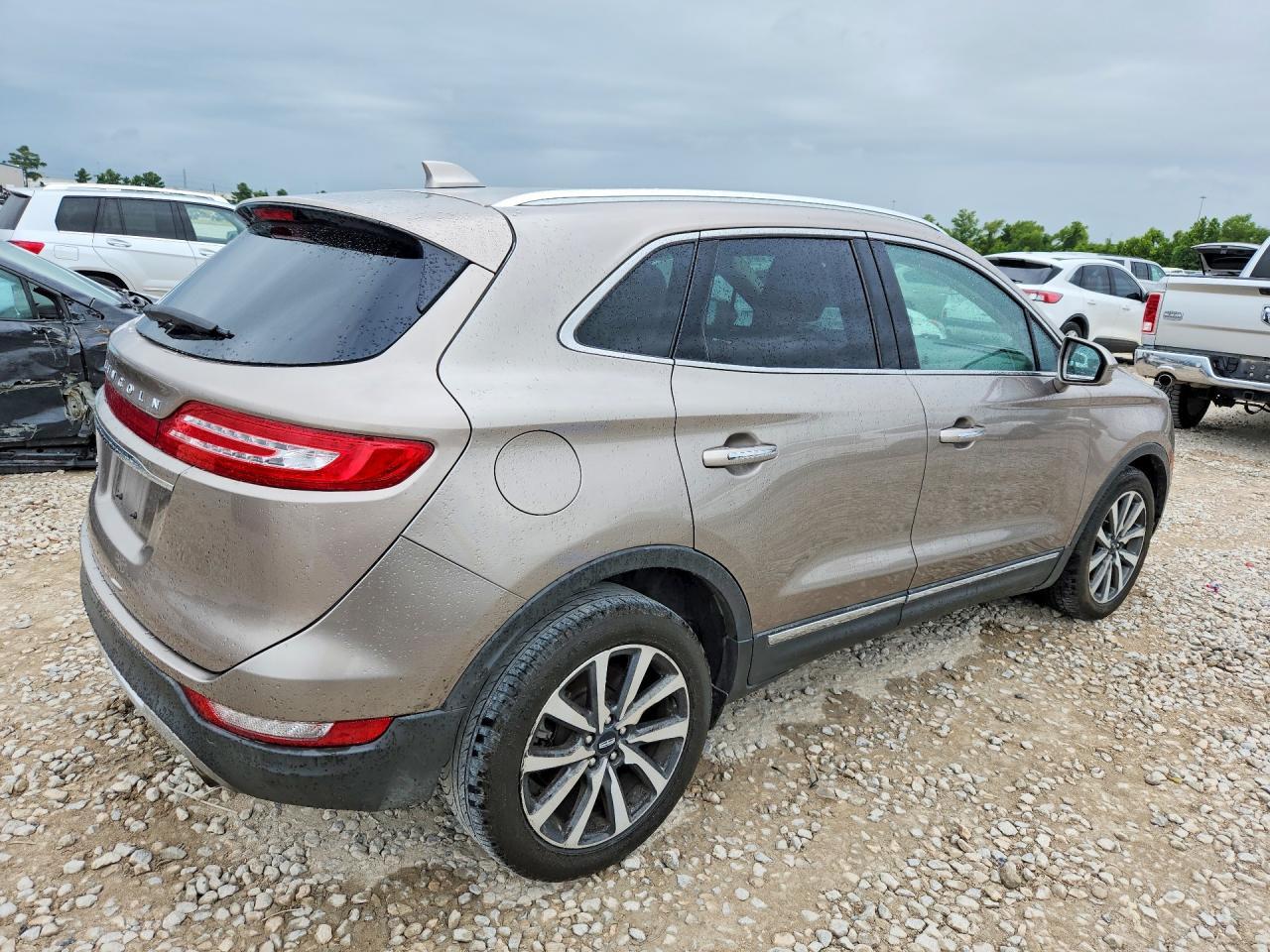 2019 Lincoln Mkc Reserve - Image 3