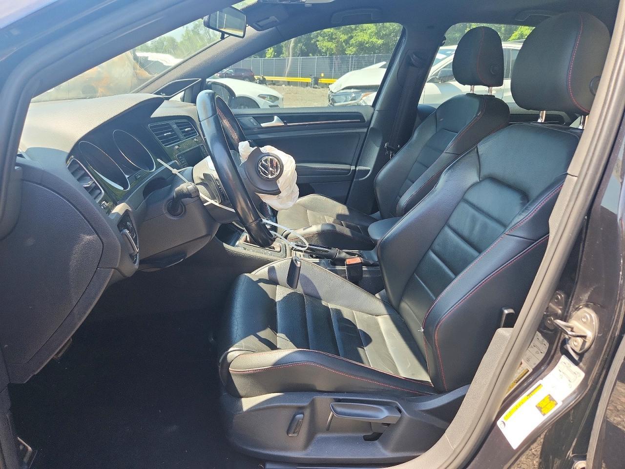 2016 Volkswagen Gti S/Se/Autobahn - Image 7