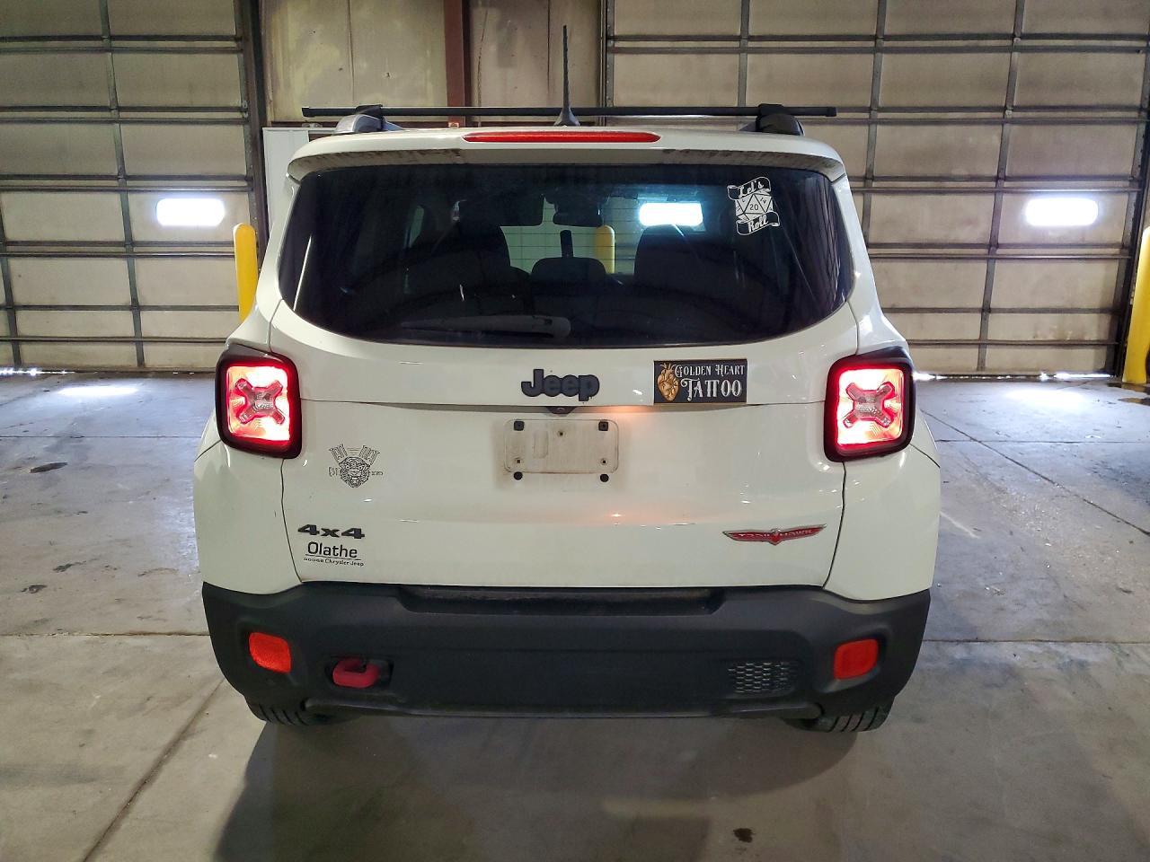 2015 Jeep Renegade Trailhawk - Фото 6