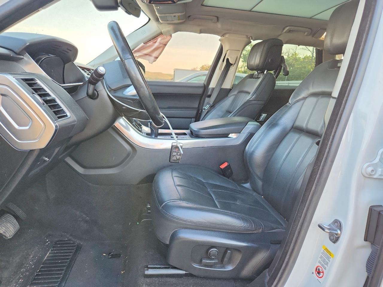 2020 Land Rover Range Rover Sport Se - Image 7