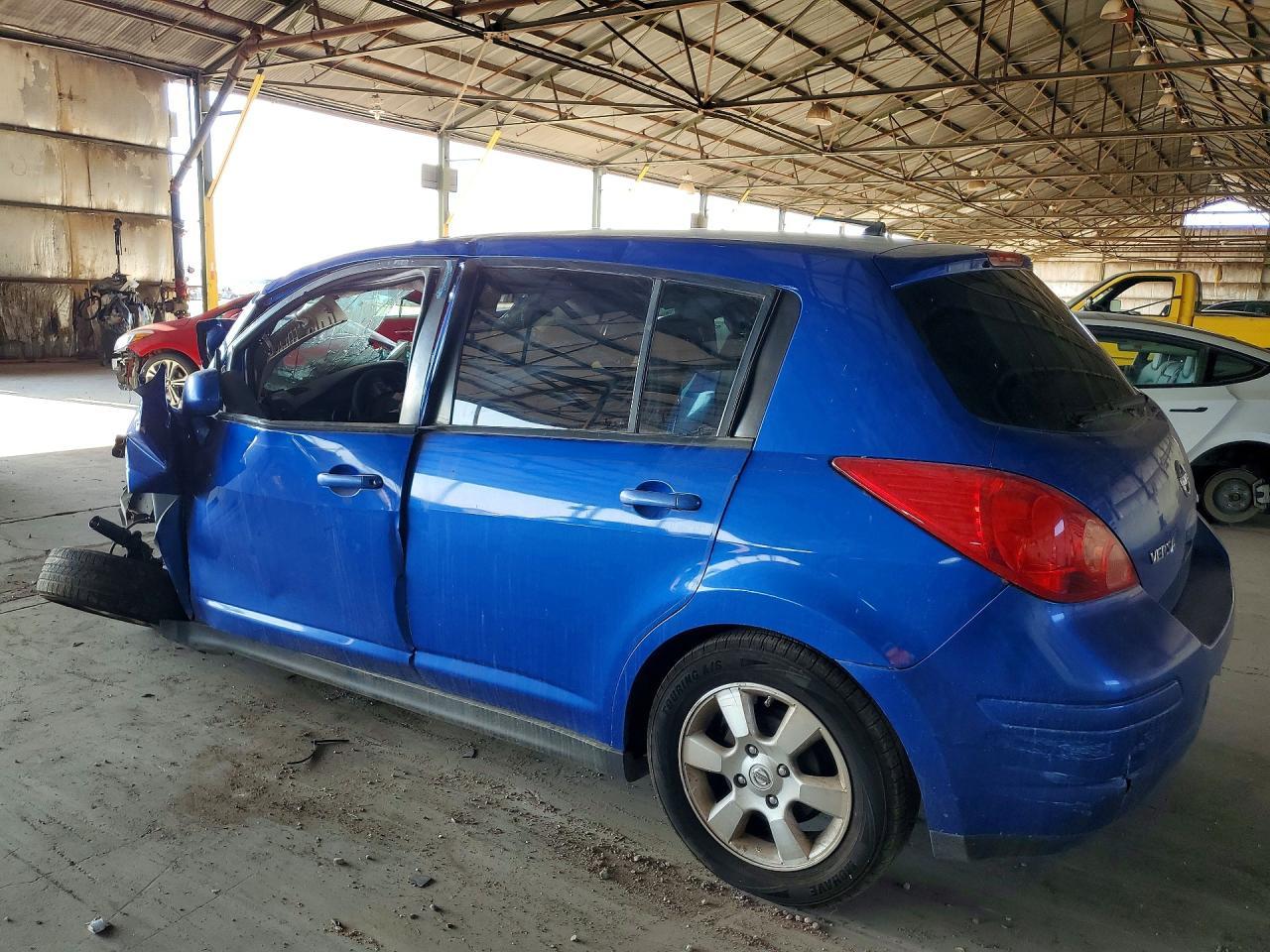 2012 Nissan Versa 1.8 S - Фото 2