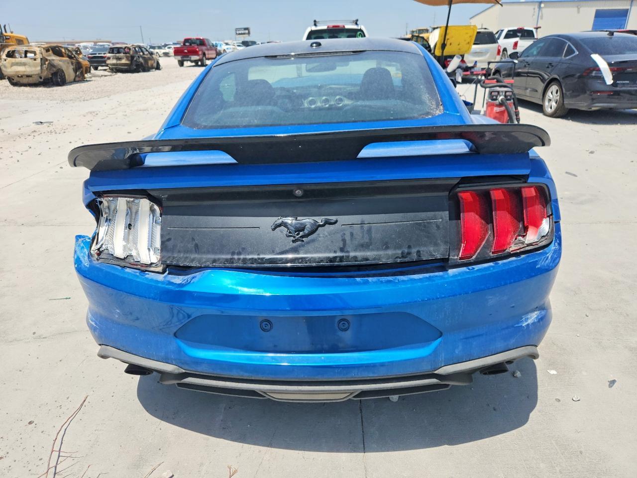 2019 Ford Mustang - Image 6