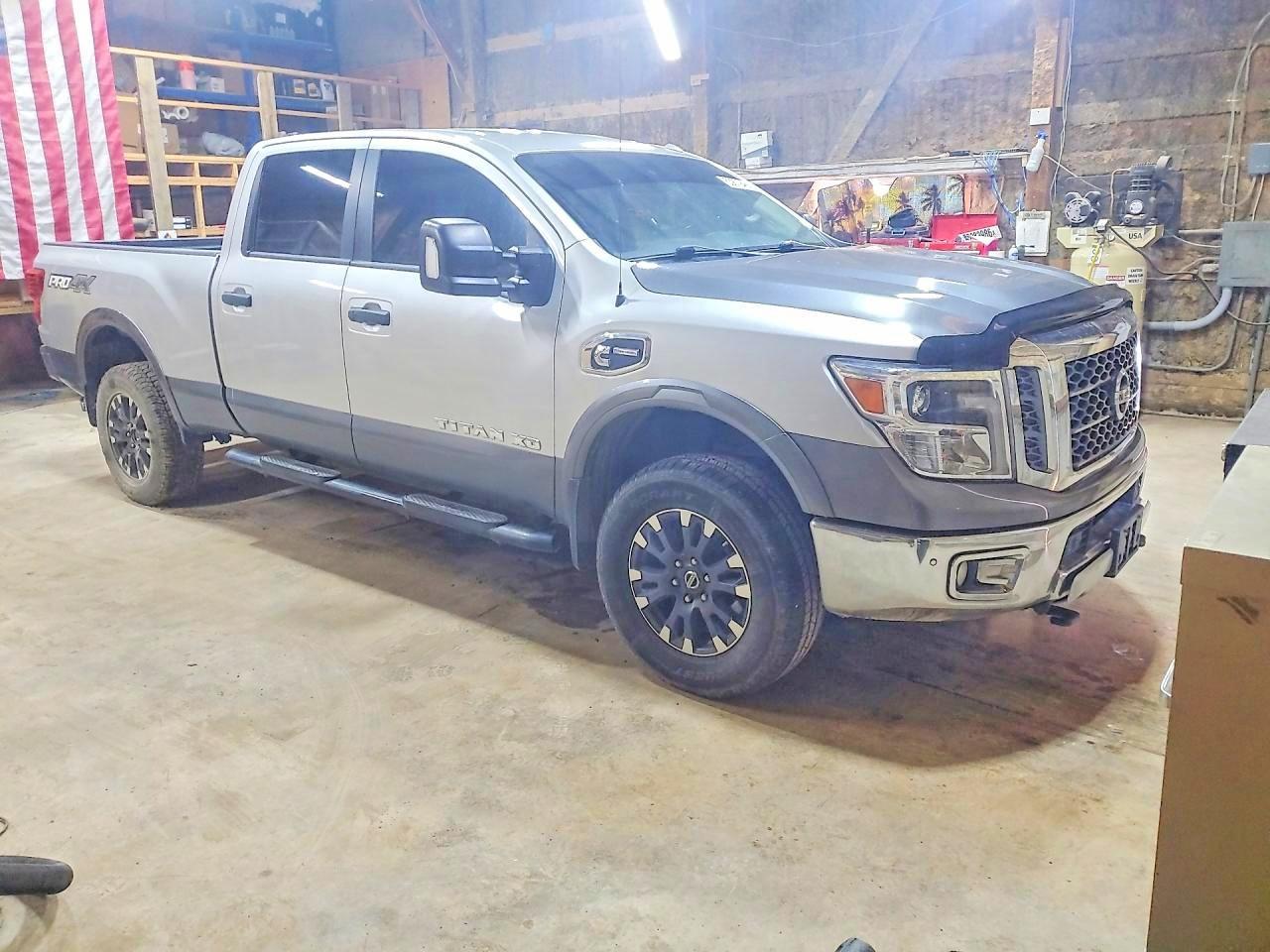 2019 Nissan Titan Xd Pro-4X - Фото 4