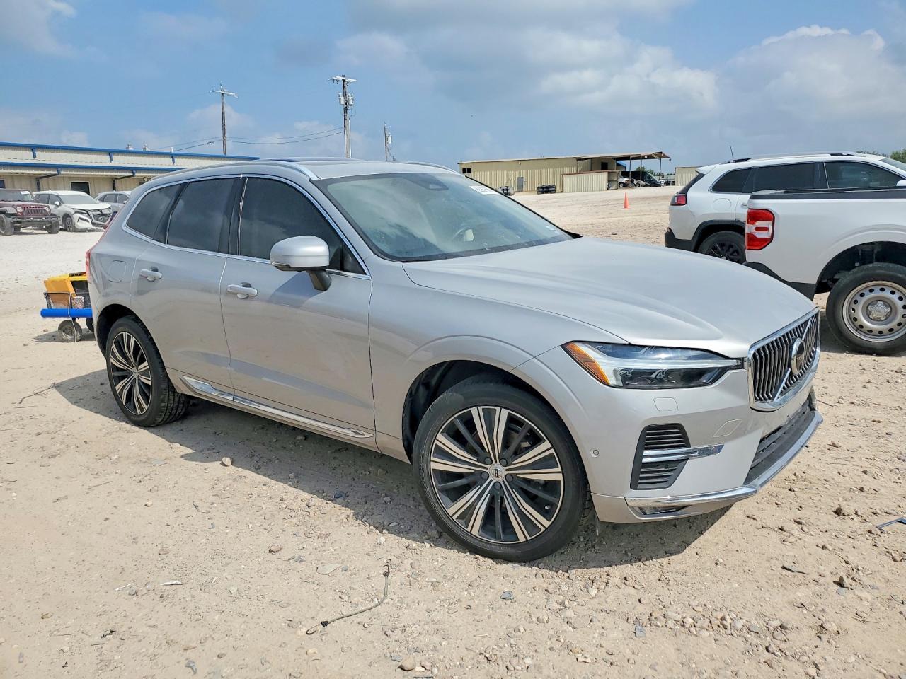 2023 Volvo Xc60 Plus - Image 4