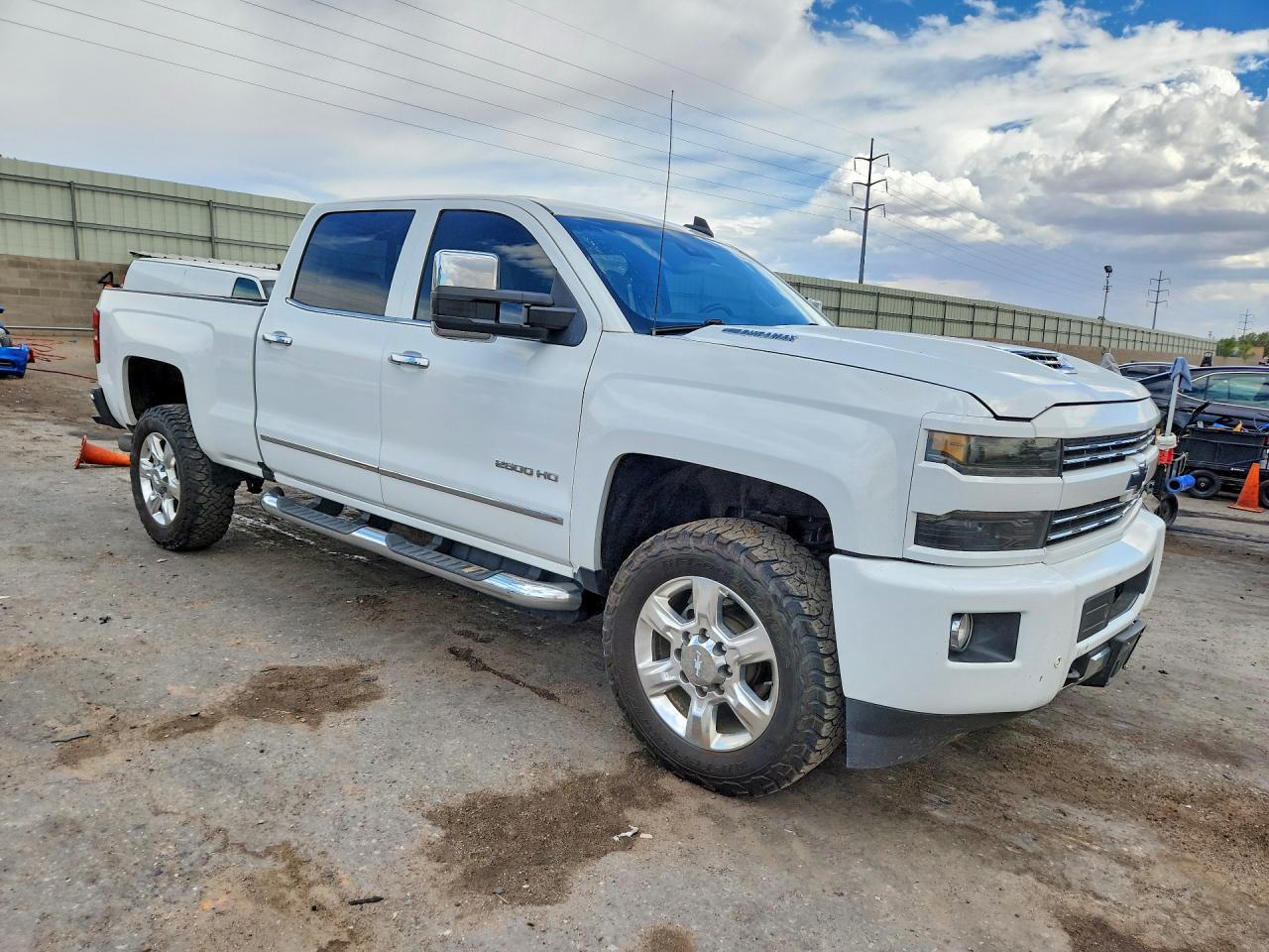 2018 Chevrolet Silverado K2500 Heavy Duty Ltz - Image 4