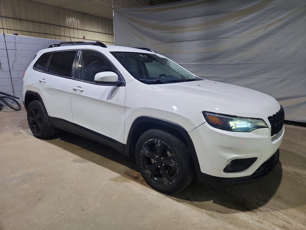 2020 Jeep Cherokee Latitude Plus - Image 4