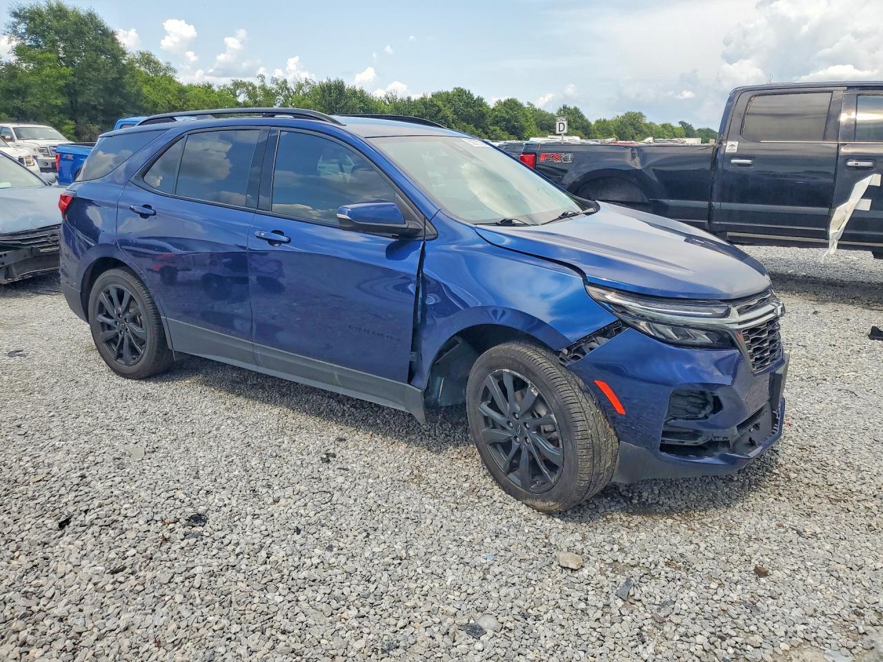 2022 Chevrolet Equinox Rs - Image 4
