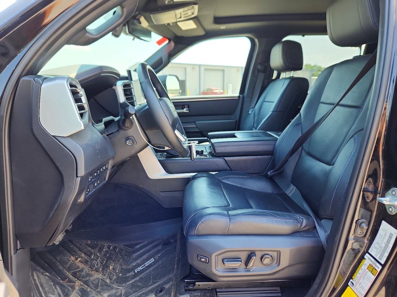 2025 Toyota Tundra Platinum - Image 7