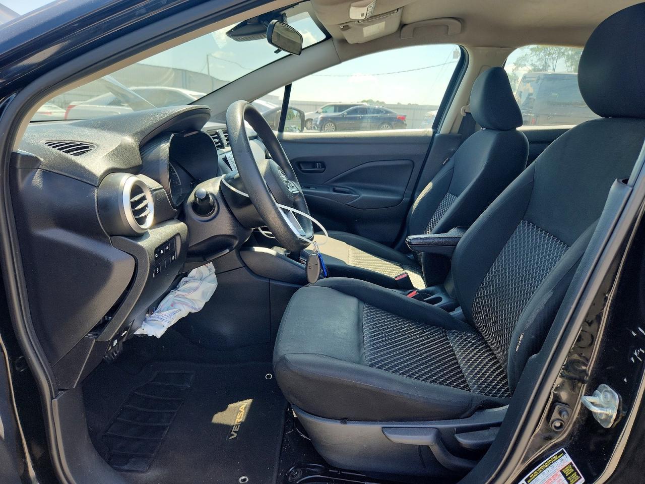 2021 Nissan Versa S - Image 7