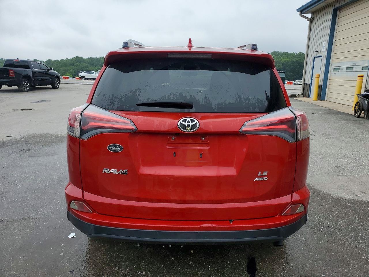 2016 Toyota Rav4 Le - Image 6