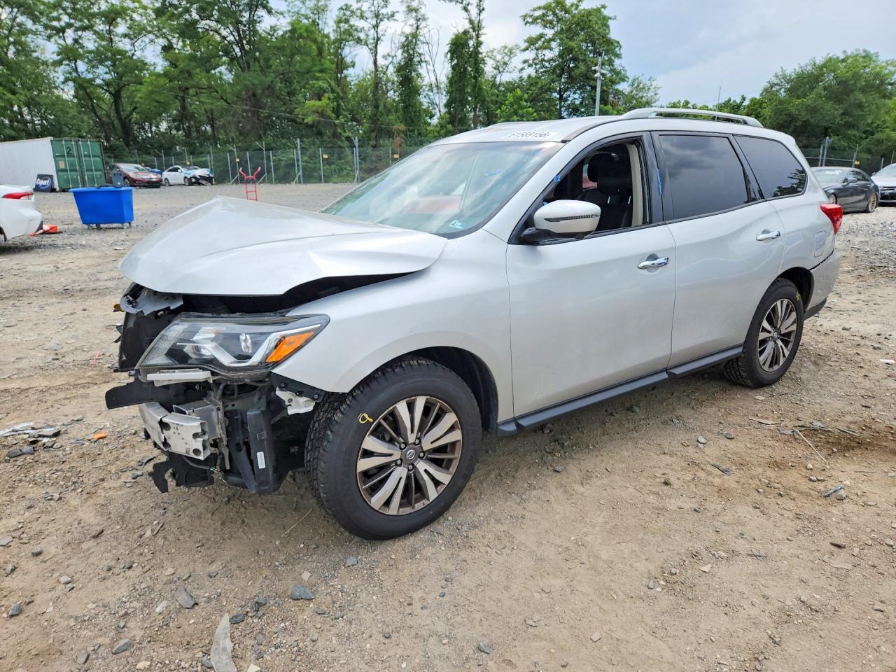 2020 Nissan Pathfinder Sl