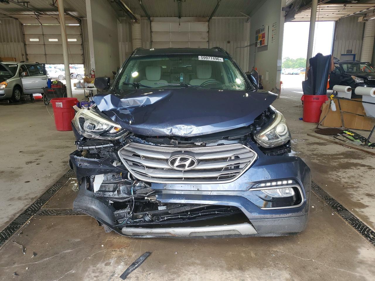 2017 Hyundai Santa Fe Sport 2.4L - Image 5
