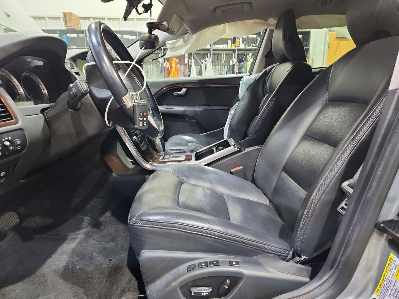 2012 Volvo Xc70 3.2 - Image 7