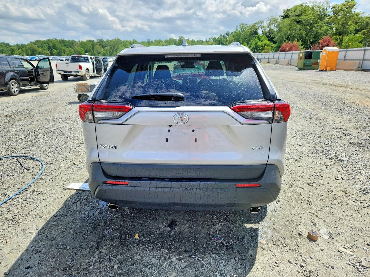 2024 Toyota Rav4 Xle - Image 6