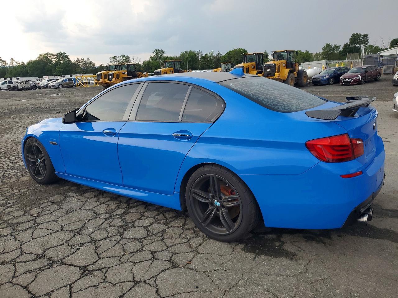 2012 BMW 550 I - Image 2
