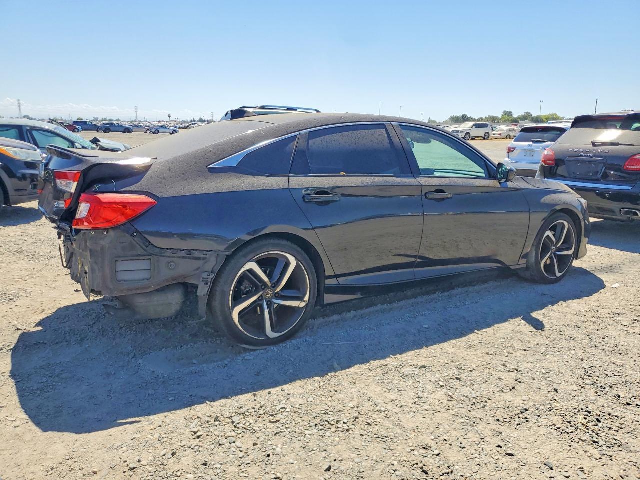 2021 Honda Accord Sport - Фото 3