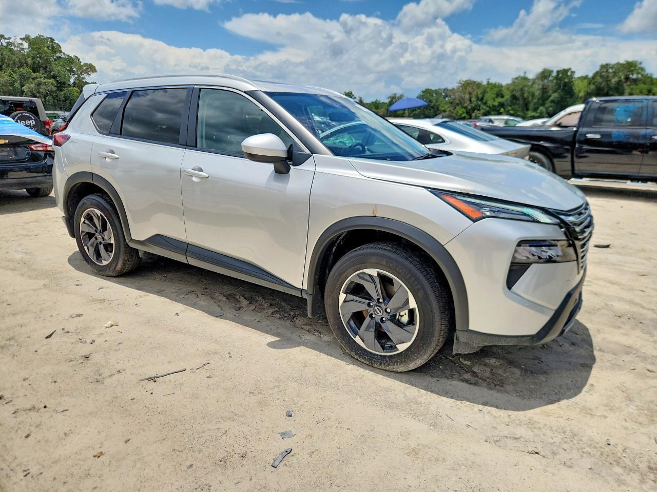 2025 Nissan Rogue Sv - Фото 4