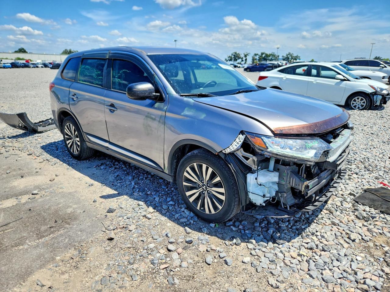 2020 Mitsubishi Outlander Es - Фото 4