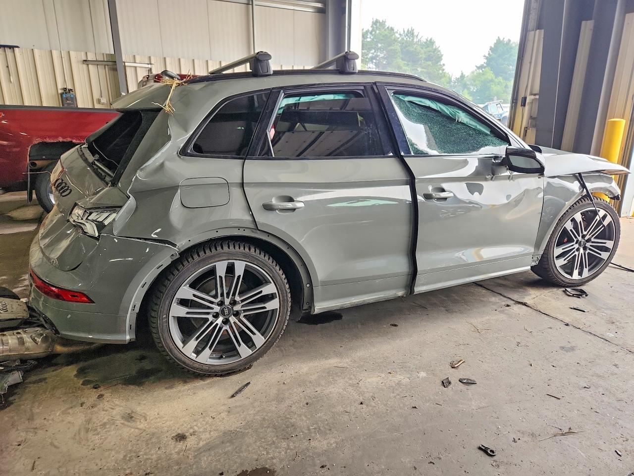 2019 Audi Sq5 Premium Plus - Фото 3