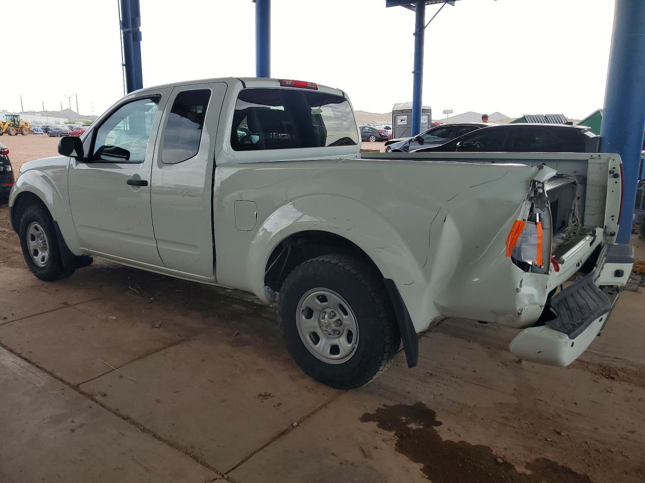2019 Nissan Frontier S - Фото 2