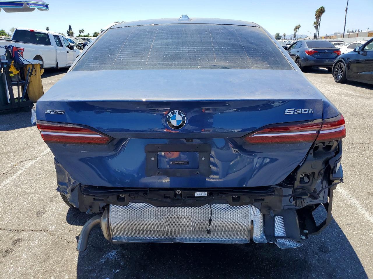 2024 BMW 530 Xi - Фото 6