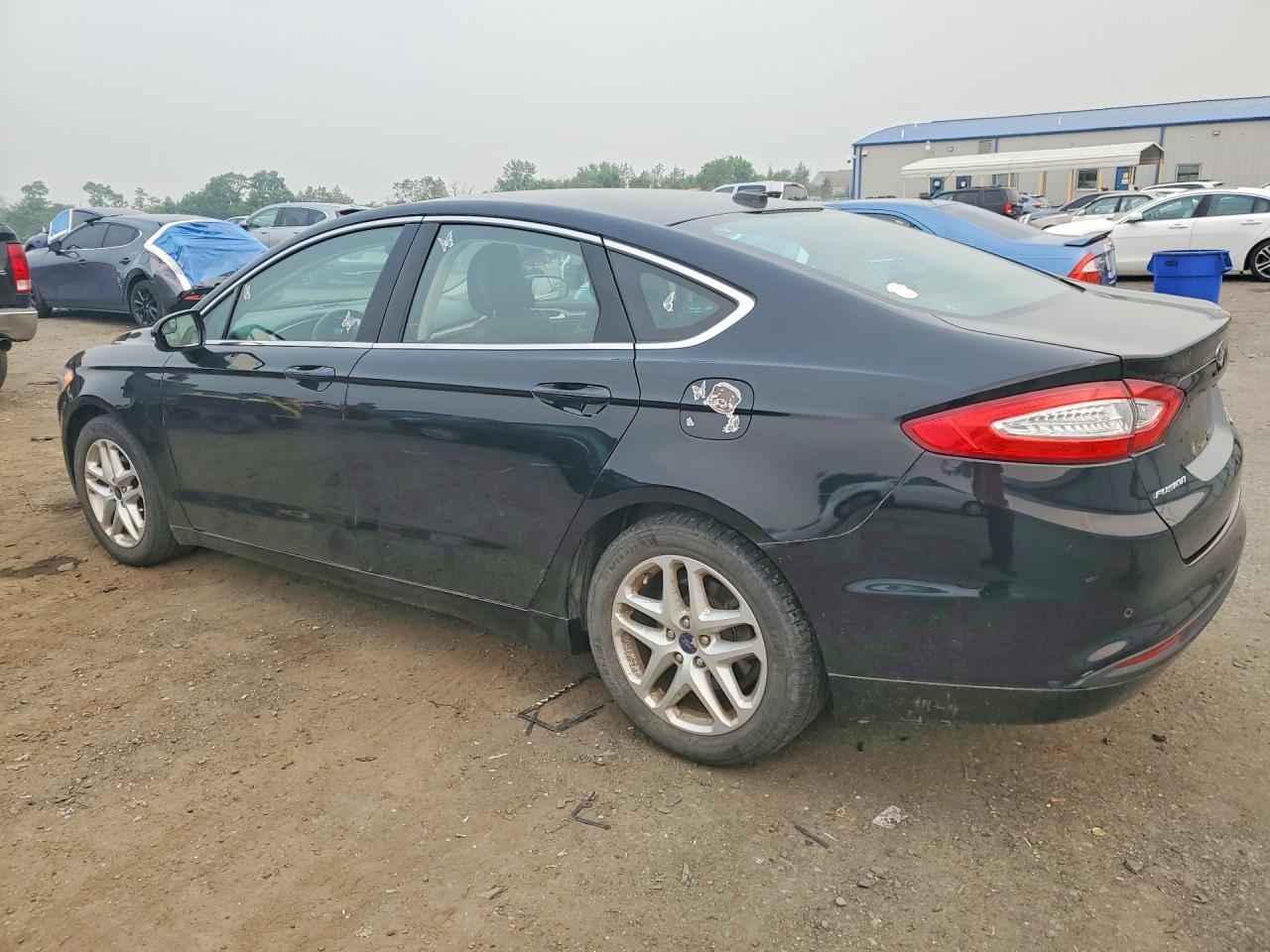 2016 Ford Fusion Se - Фото 2