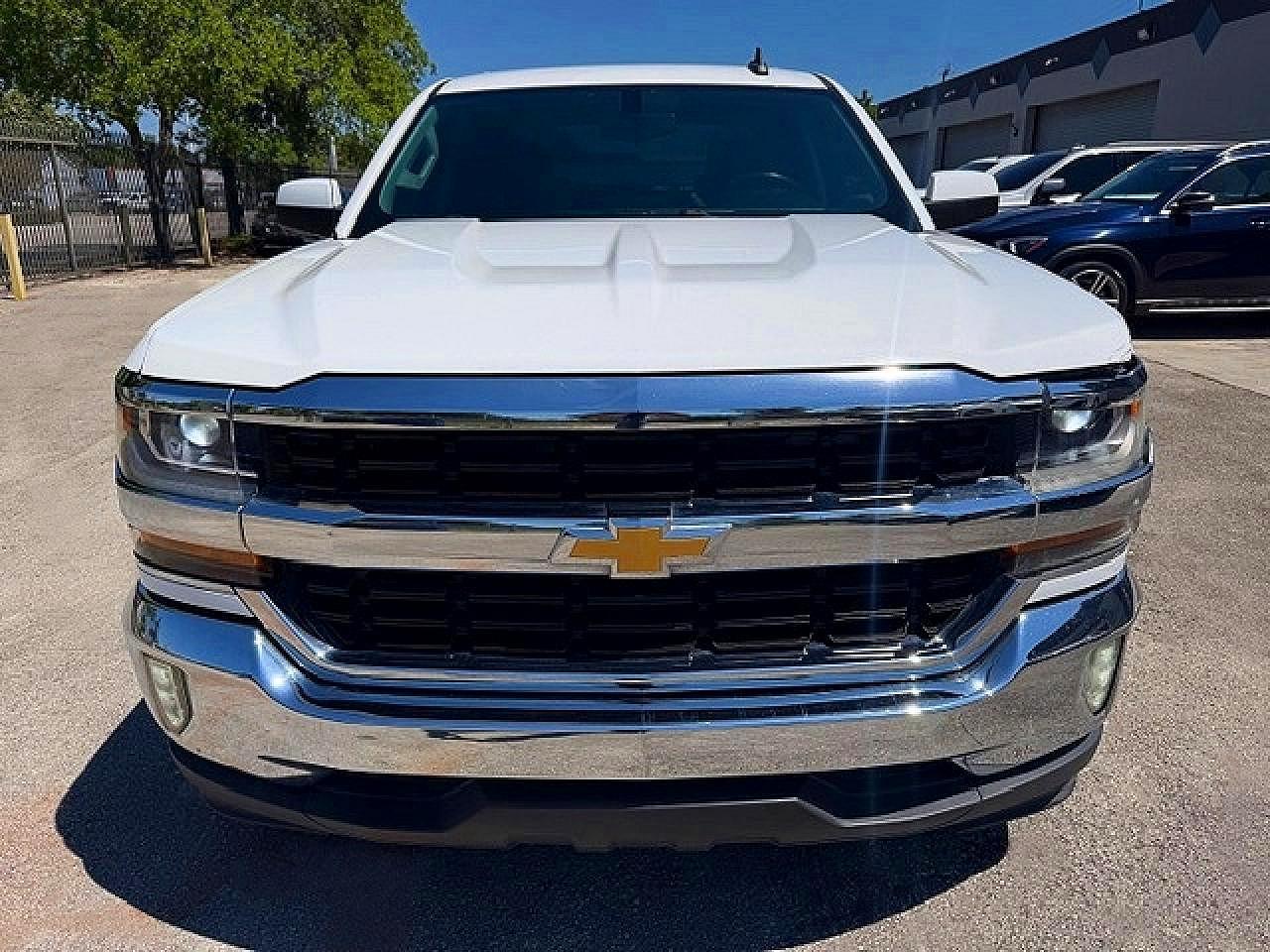 2018 Chevrolet Silverado C1500 Lt - Image 5
