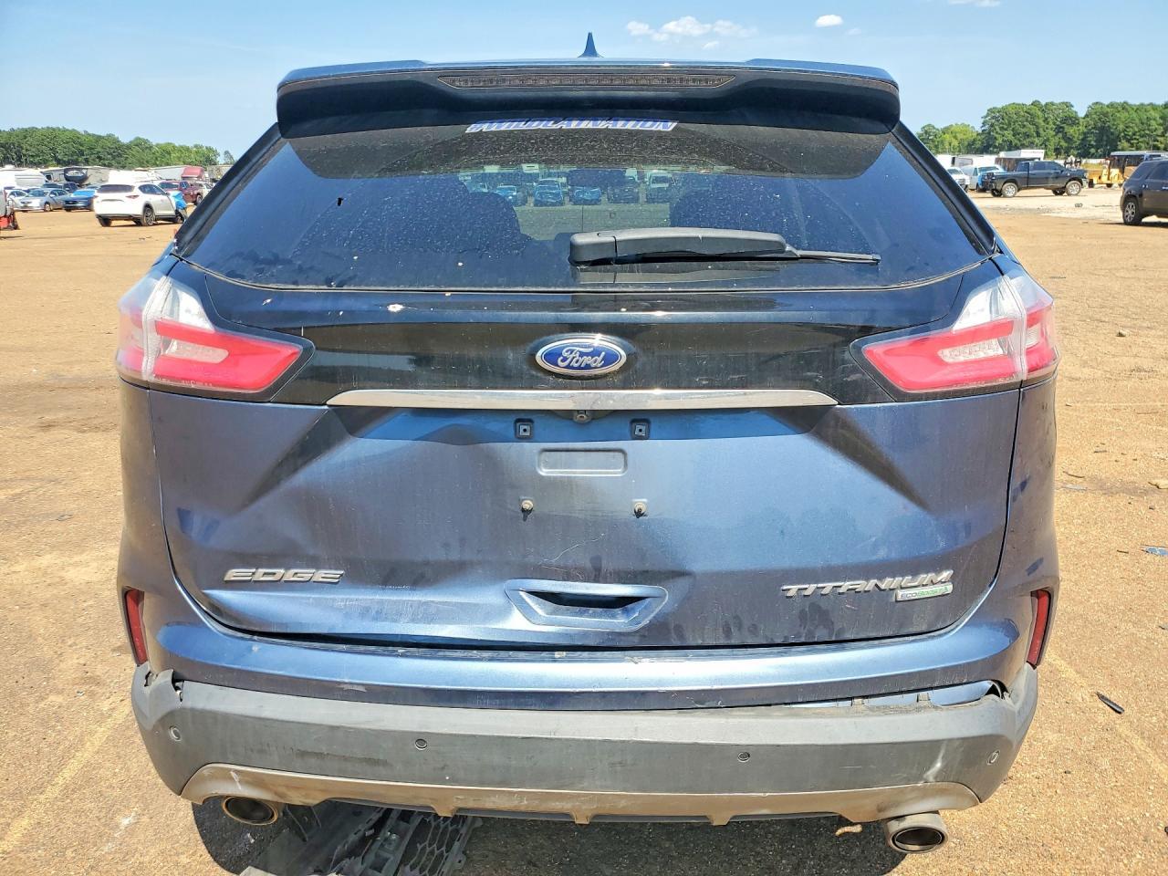 2019 Ford Edge Titanium - Image 6